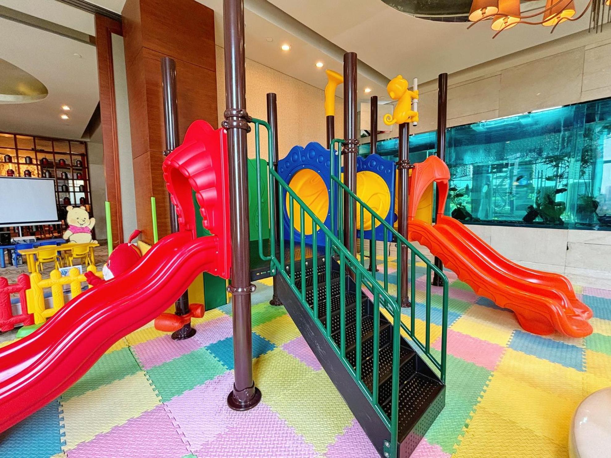 Intercontinental Wuxi By Ihg Hotel Екстериор снимка